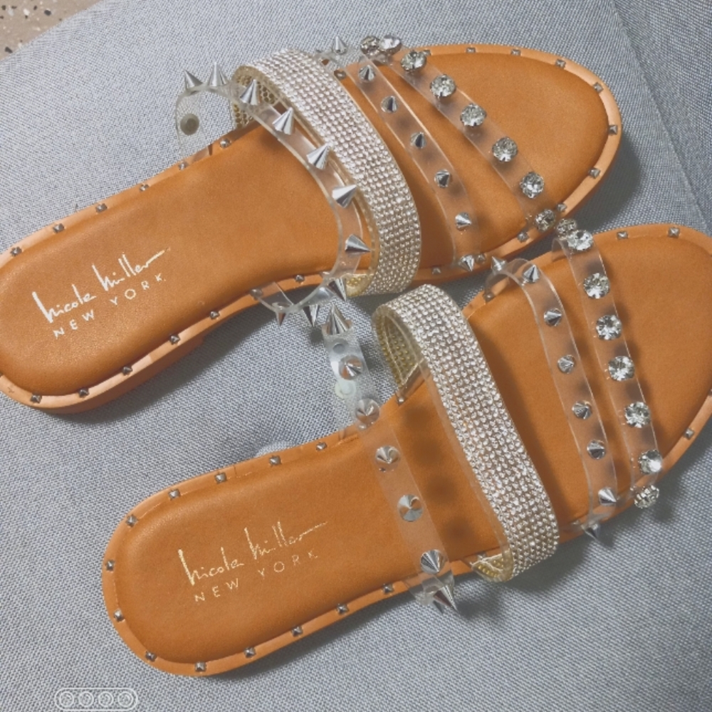 NICOLE MILLER NEW YORK SANDALS BRAND NEW!! LOOK!